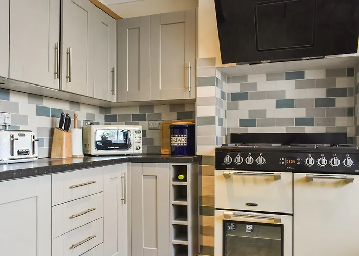 Pilchard * סקארבורו